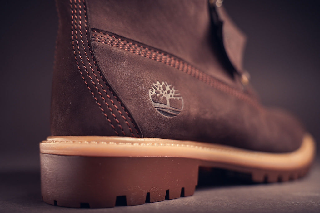 BROWN TIMBS