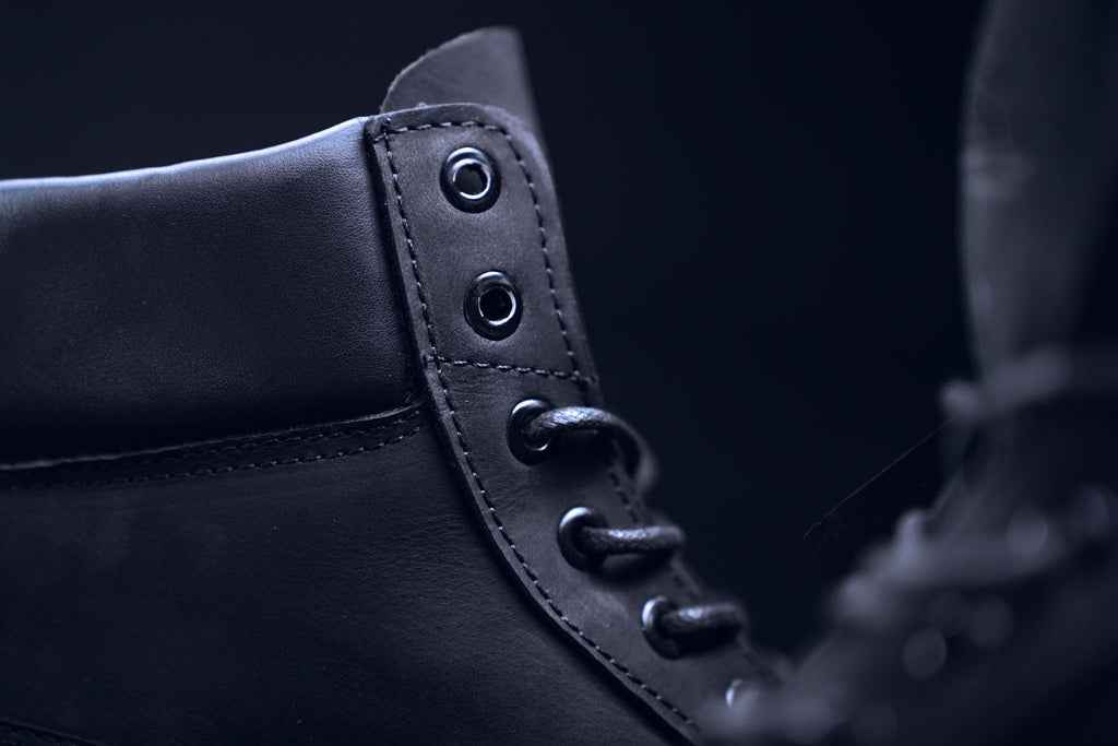 BLACK TIMBS