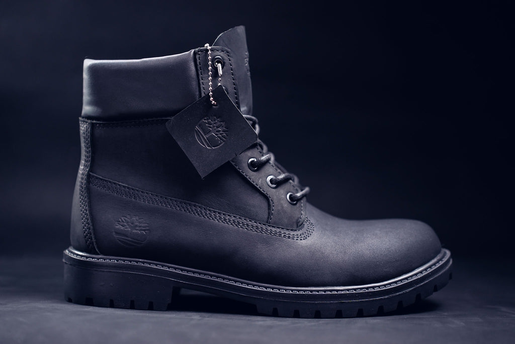 BLACK TIMBS