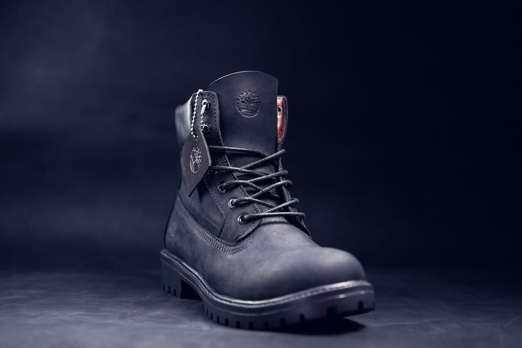 BLACK TIMBS