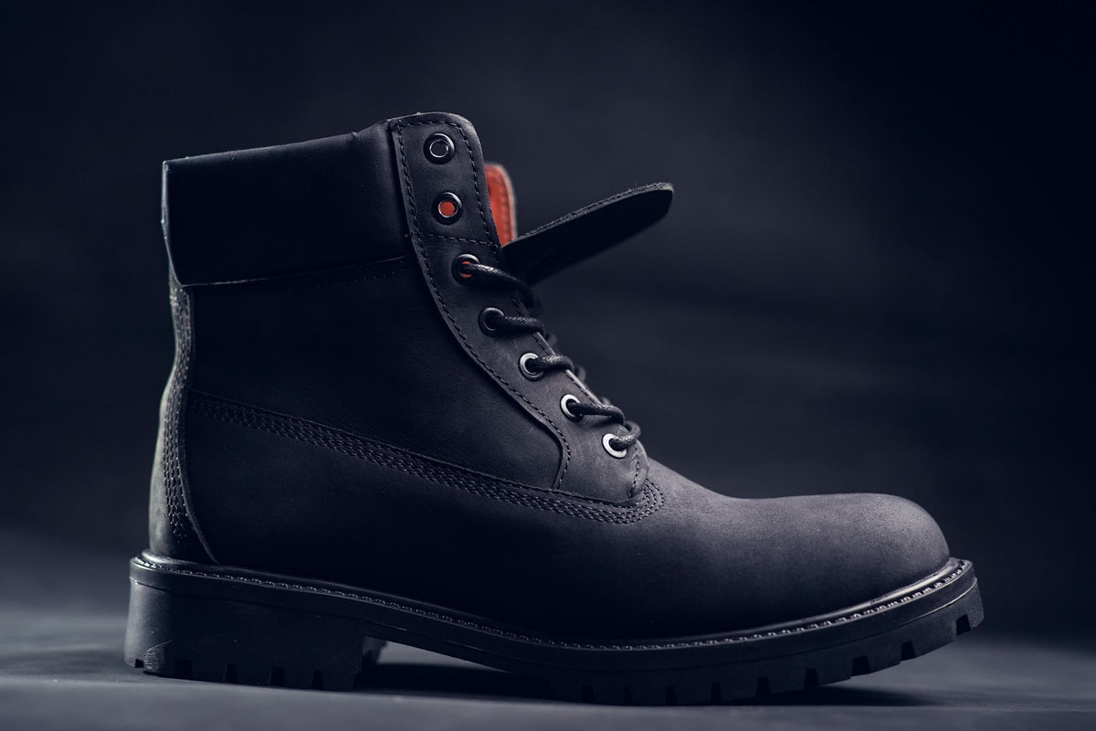 BLACK TIMBS