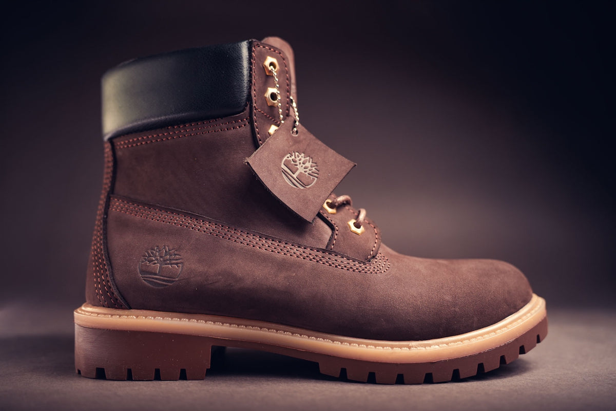 BROWN TIMBS