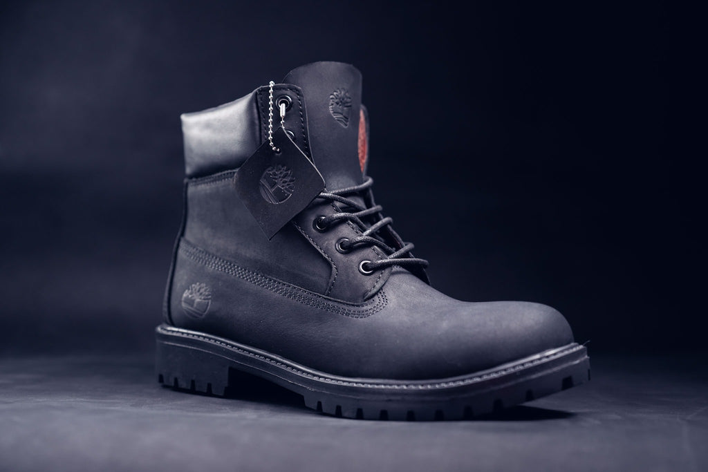 BLACK TIMBS