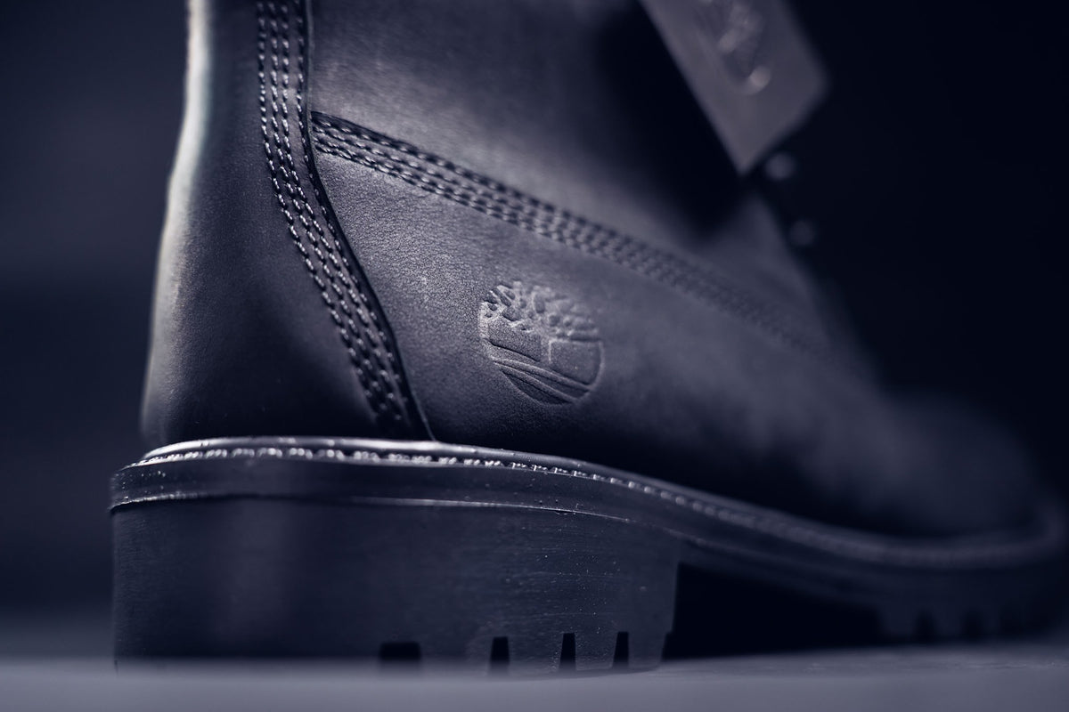 BLACK TIMBS