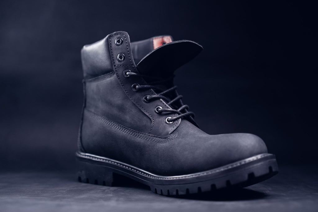 BLACK TIMBS