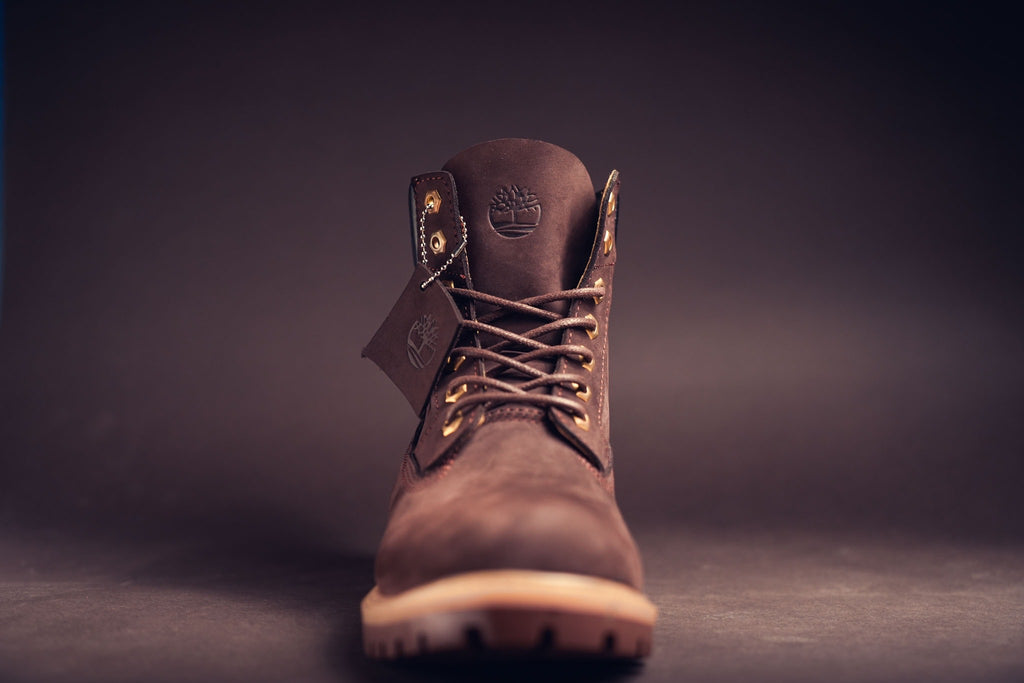 BROWN TIMBS