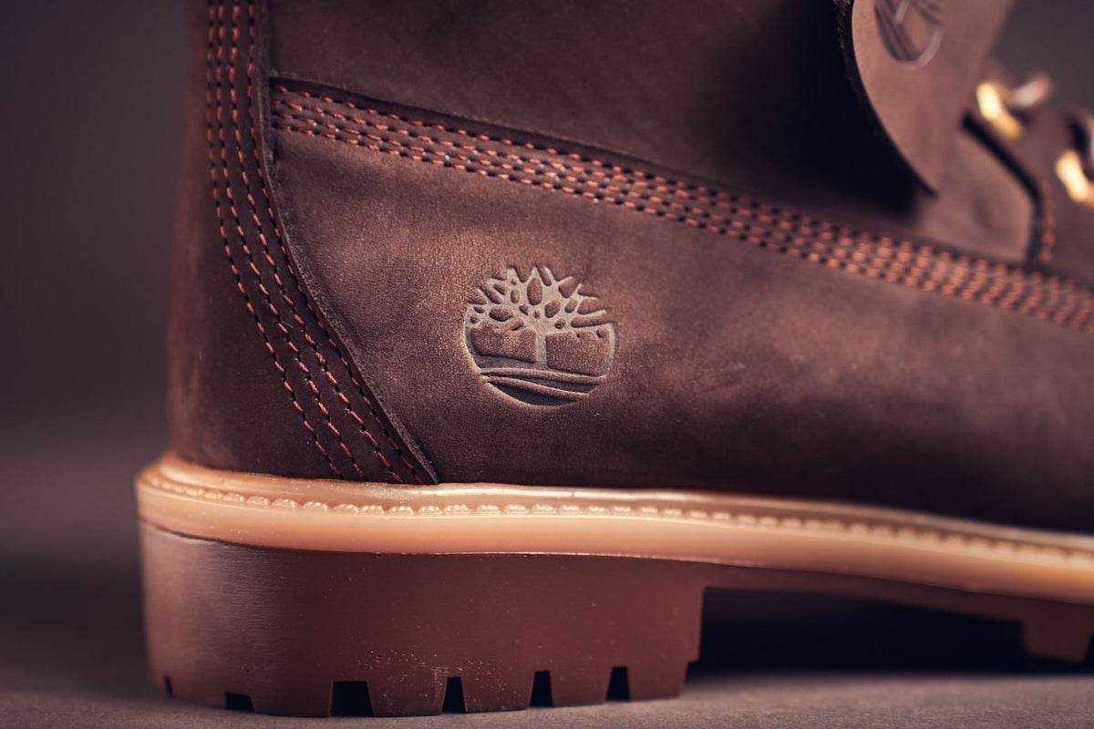 BROWN TIMBS
