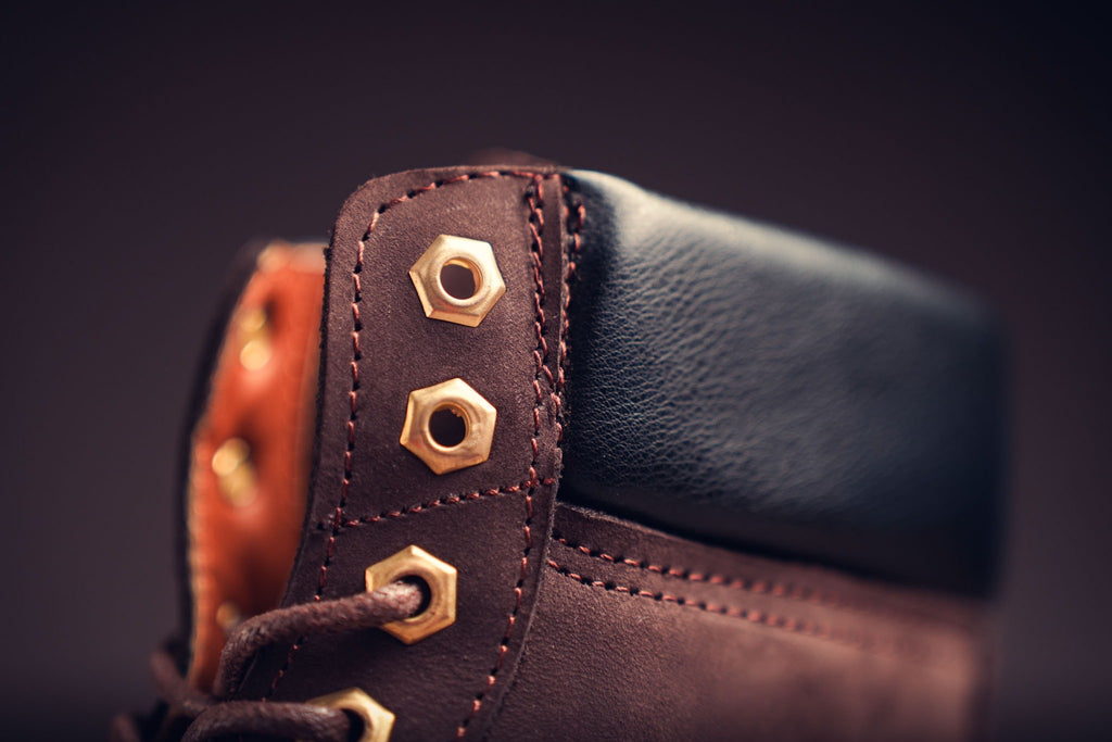 BROWN TIMBS